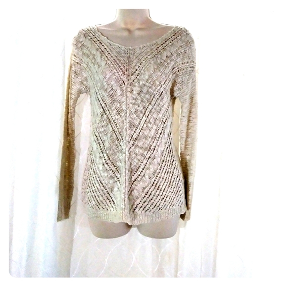 dELiA*s Sweaters - LOVELY SUPER SOFT CREAM COLORED SWEATER